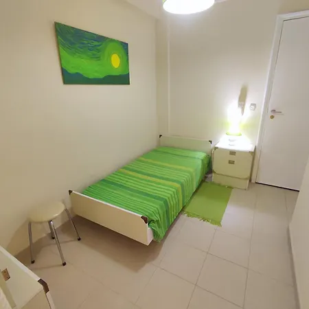 Algarve, Cozy T1plus1 In The Centre Of Apartman Quarteira