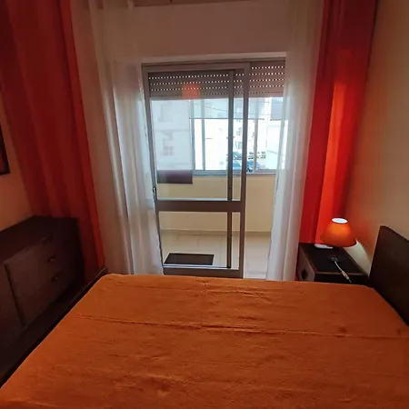 Algarve, Cozy T1plus1 In The Centre Of Apartman Quarteira