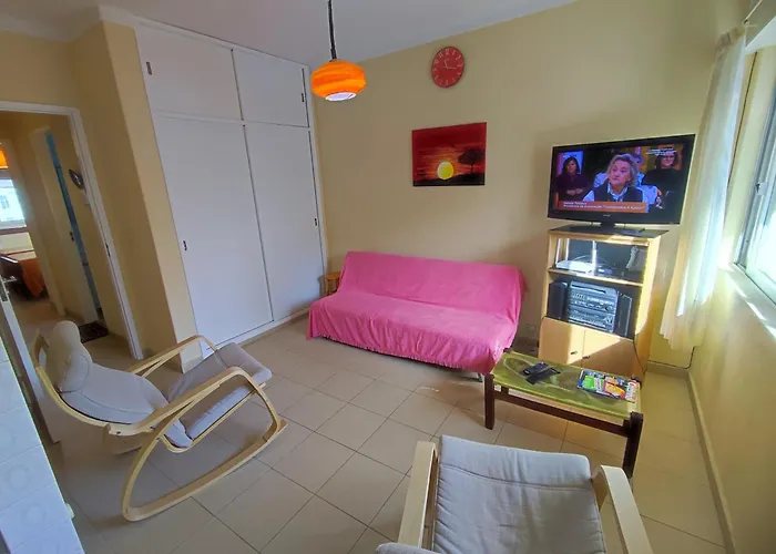 Algarve, Cozy T1plus1 In The Centre Of Apartment Quarteira